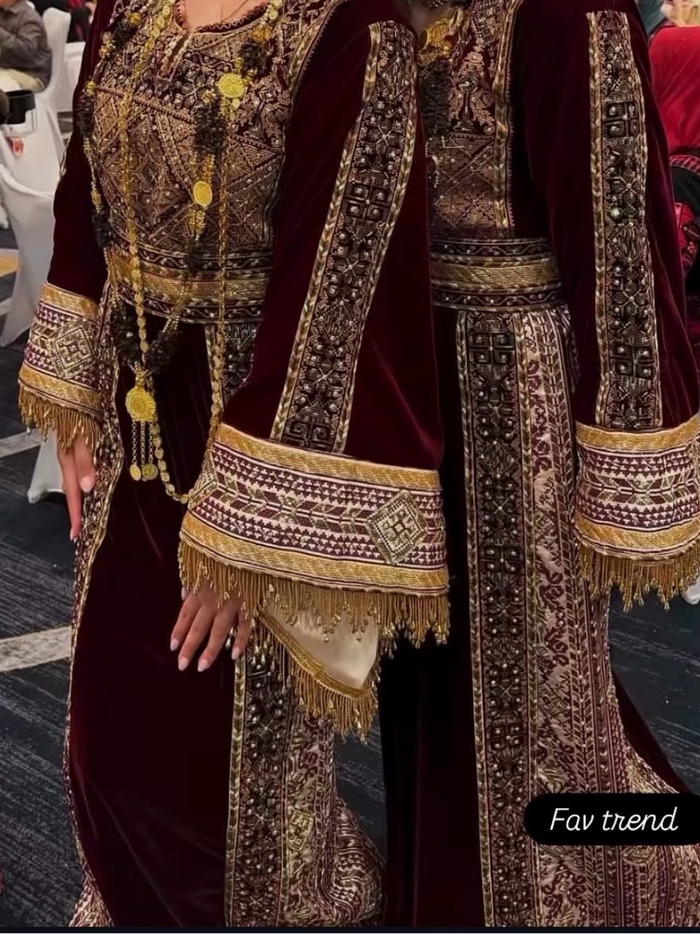 Palestinian Thobe